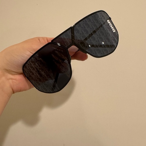 Dior Black Sunglasses - Picture 1 of 2